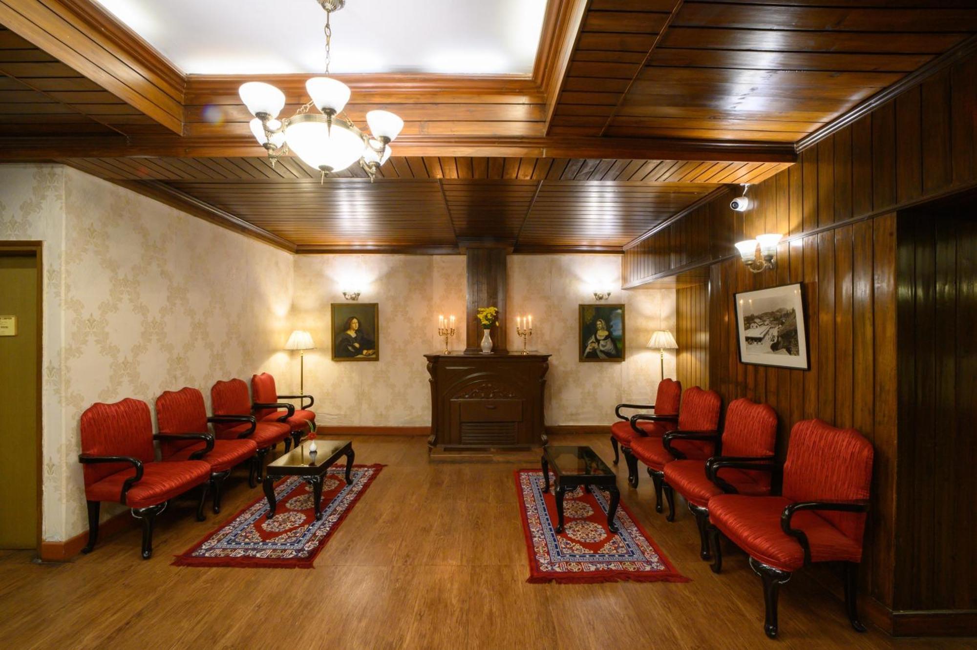 Sinclairs Darjeeling Hotel Darjeeling  Exterior photo
